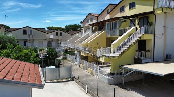 appartamento in vendita a Capaccio Paestum in zona Laura