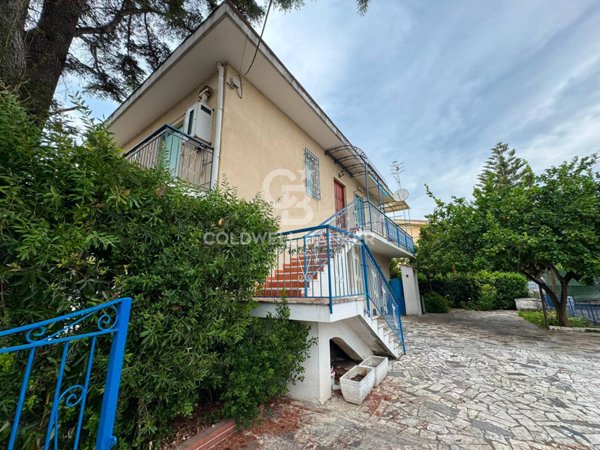 appartamento in vendita a Capaccio Paestum in zona Torre/Licinella
