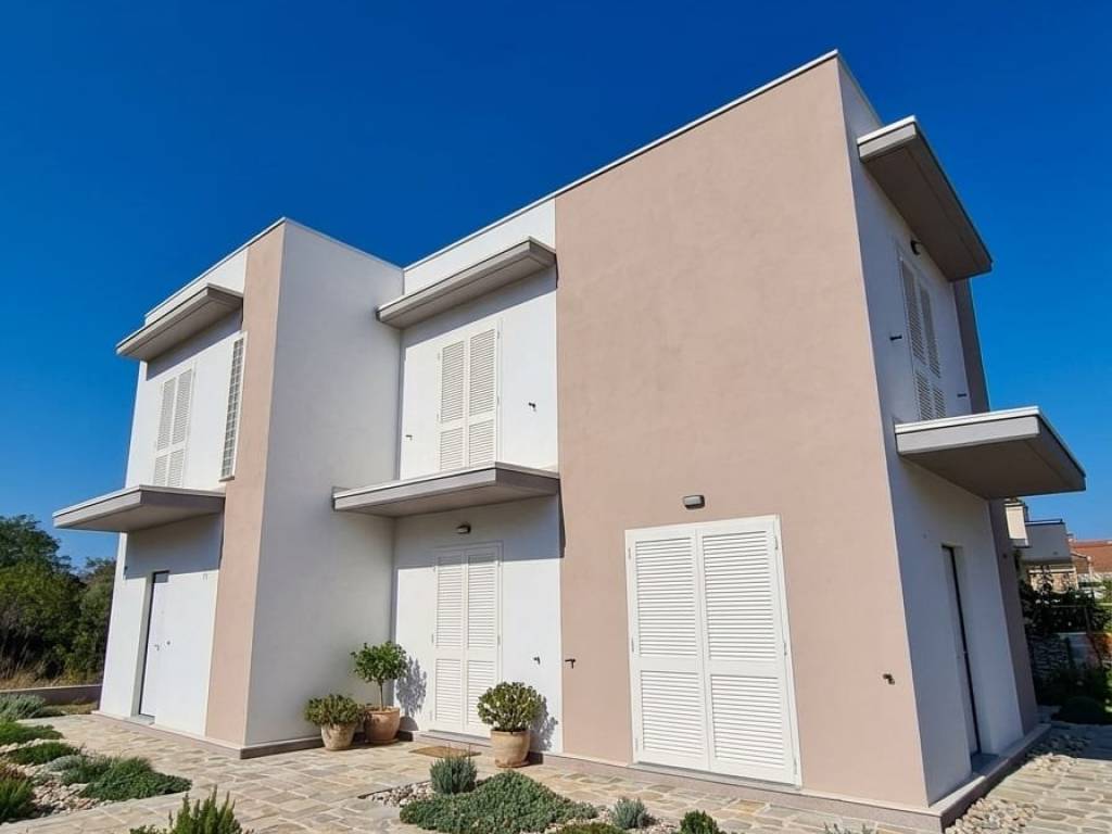 casa indipendente in vendita a Capaccio Paestum in zona Capo di Fiume