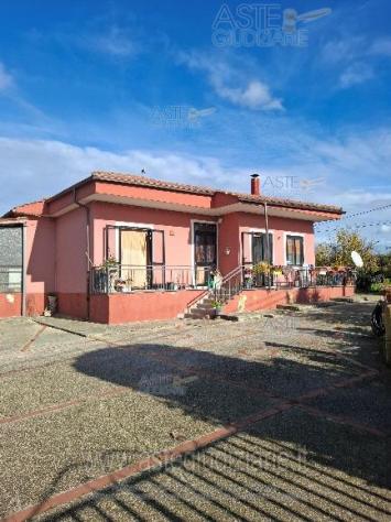 casa indipendente in vendita a Capaccio Paestum