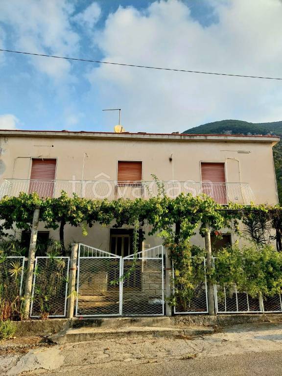 casa indipendente in vendita a Capaccio Paestum