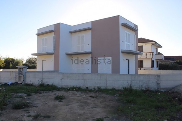 casa indipendente in vendita a Capaccio Paestum in zona Capo di Fiume