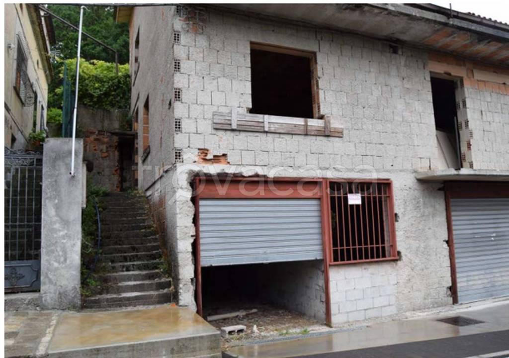 appartamento in vendita a Casalbuono