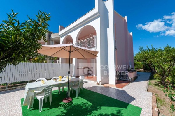 casa indipendente in vendita a Casal Velino in zona Marina di Casal Velino
