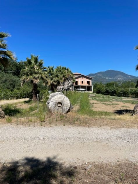 casa indipendente in vendita a Casal Velino