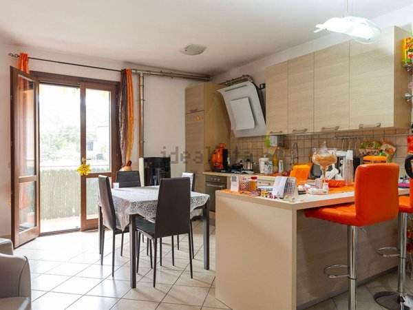 appartamento in vendita a Casal Velino in zona Verduzio
