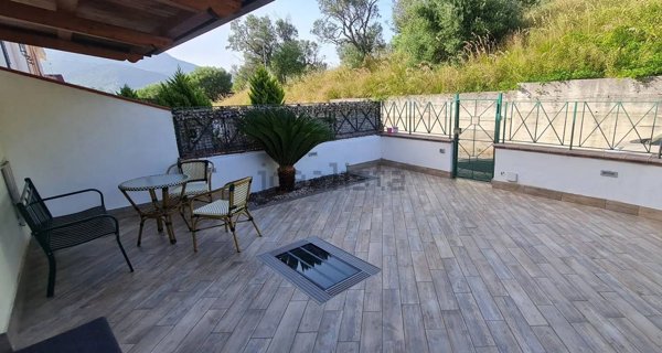 appartamento in vendita a Casal Velino