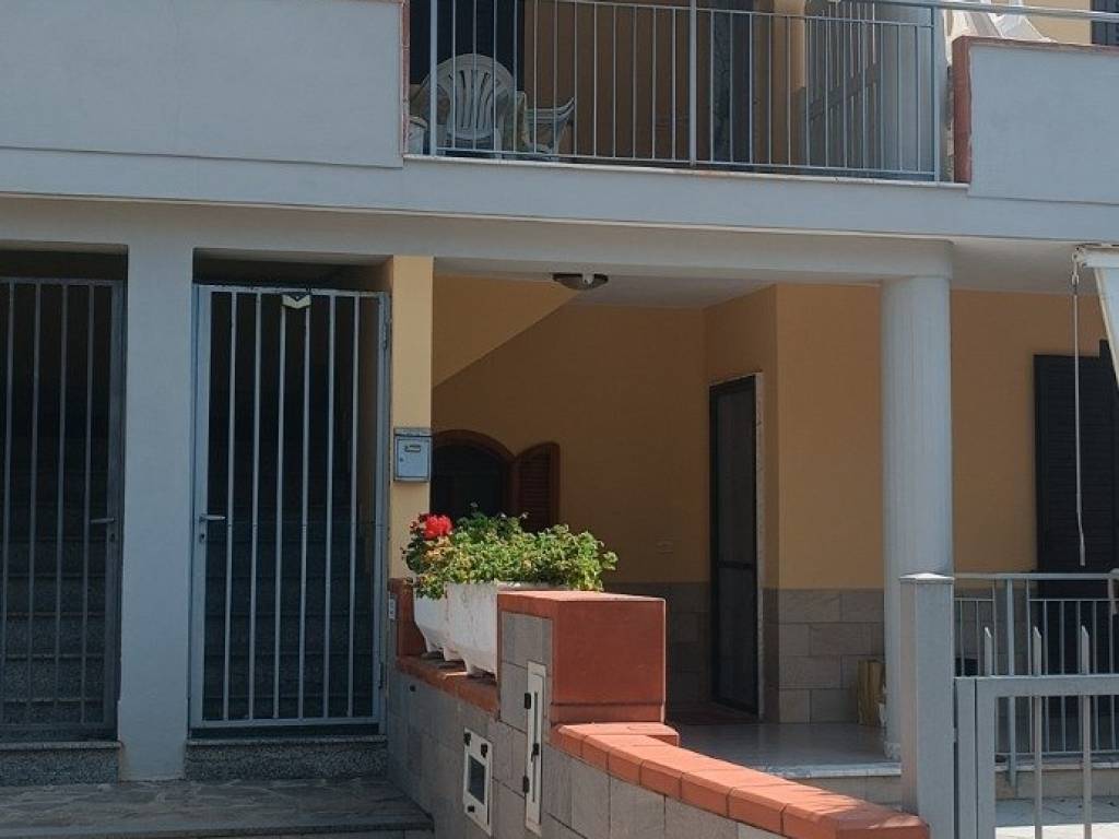 appartamento in vendita a Casal Velino in zona Marina di Casal Velino