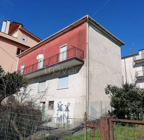 casa indipendente in vendita a Casal Velino in zona Acquavella
