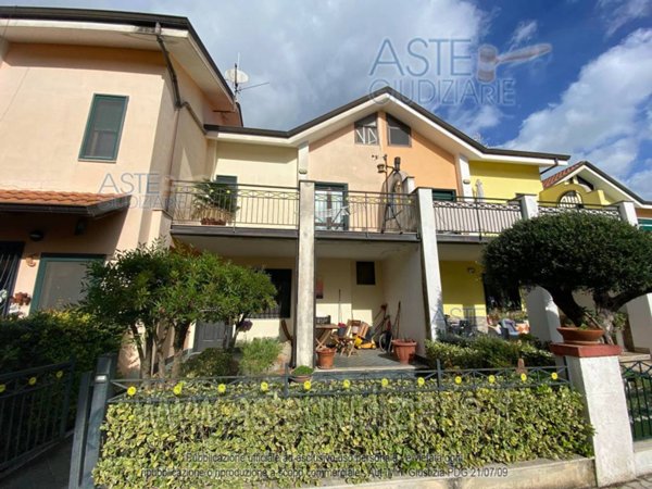 appartamento in vendita a Casal Velino