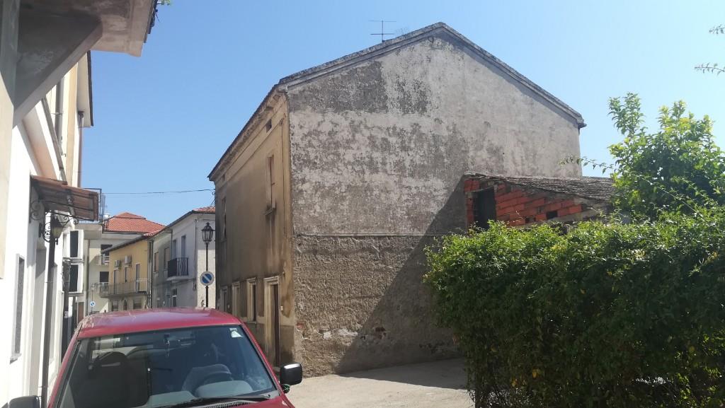 intera palazzina in vendita a Casal Velino