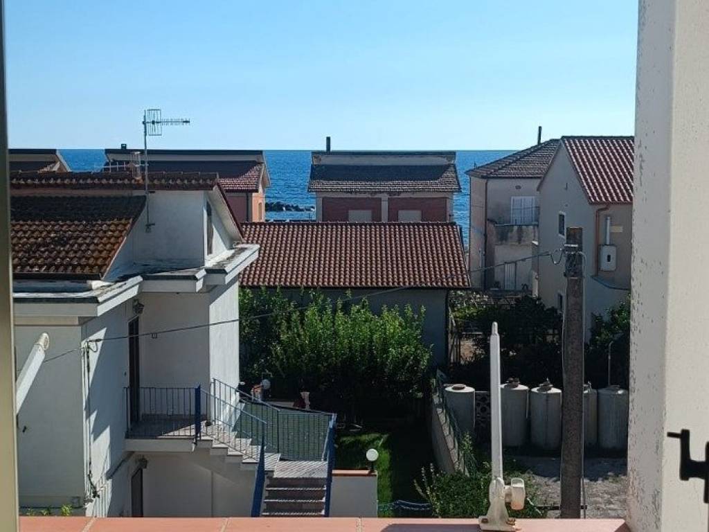 appartamento in vendita a Casal Velino in zona Marina di Casal Velino