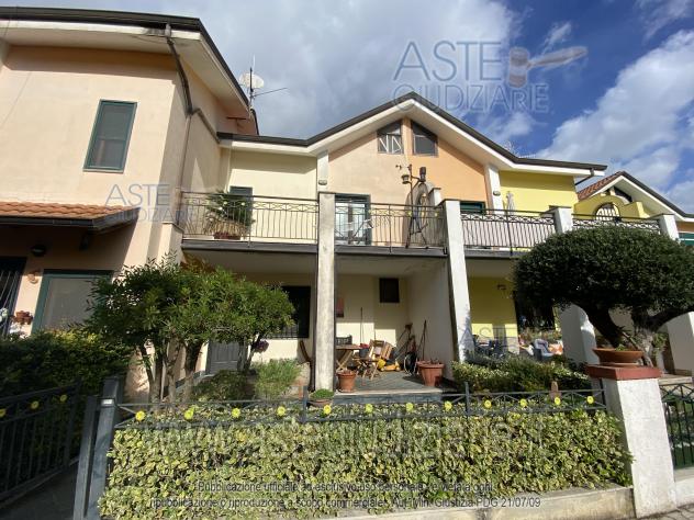 appartamento in vendita a Casal Velino in zona Acquavella