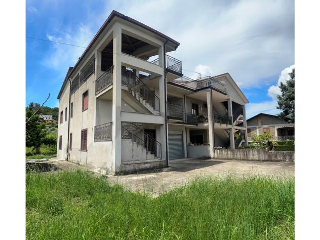 casa indipendente in vendita a Casal Velino in zona Verduzio