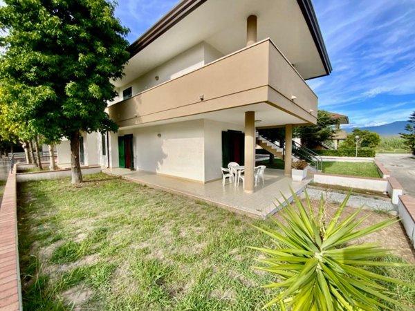 appartamento in vendita a Casal Velino