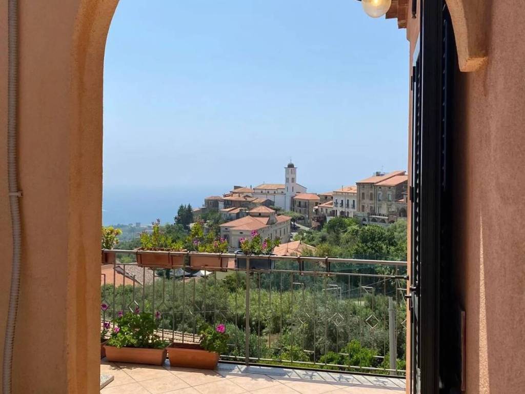 appartamento in vendita a Casal Velino