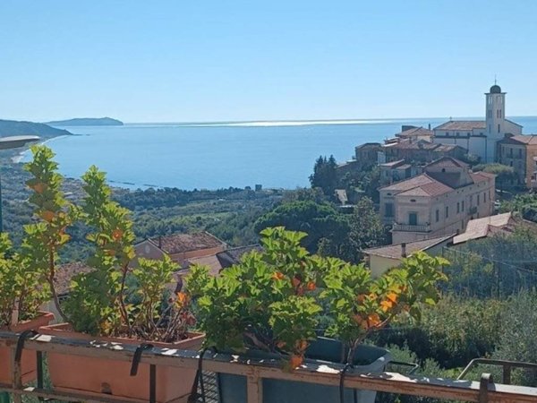 appartamento in vendita a Casal Velino