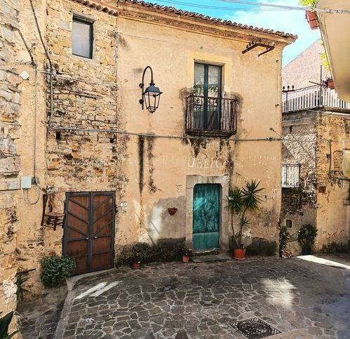 appartamento in vendita a Casal Velino in zona Acquavella