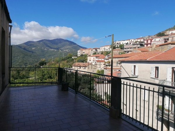 appartamento in vendita a Casal Velino in zona Acquavella