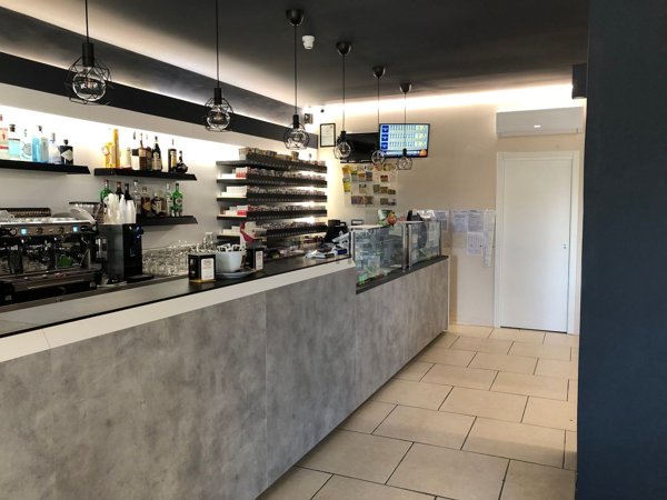 negozio in vendita a Casal Velino