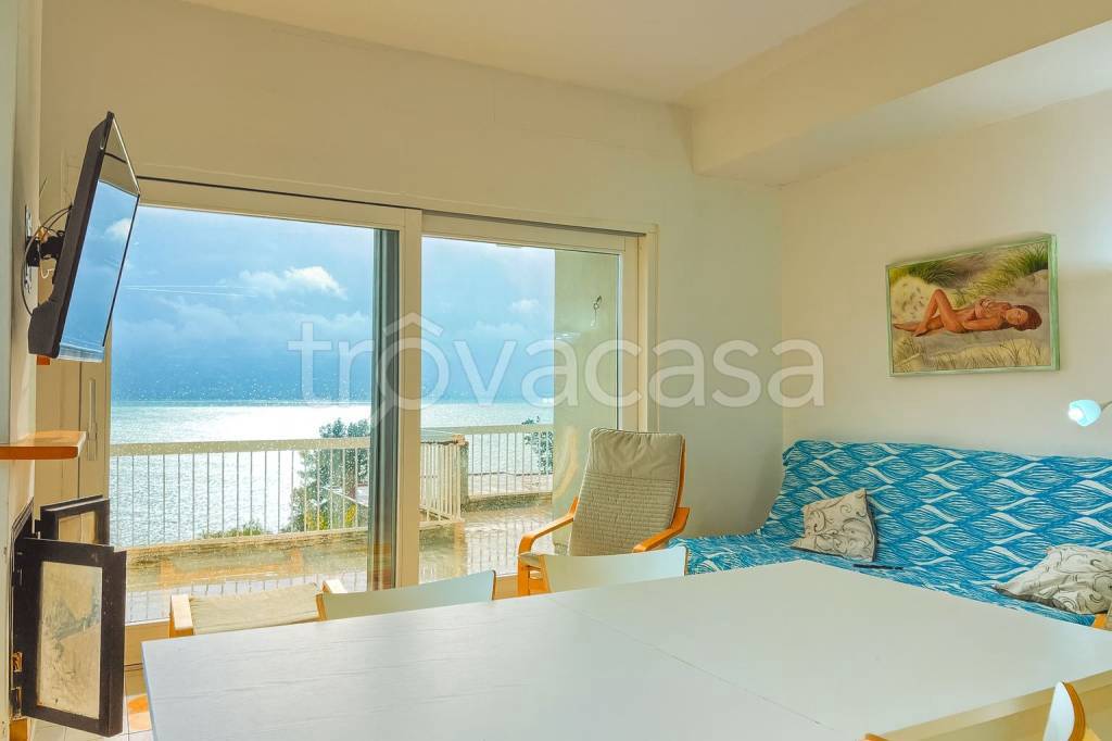 appartamento in vendita a Casal Velino