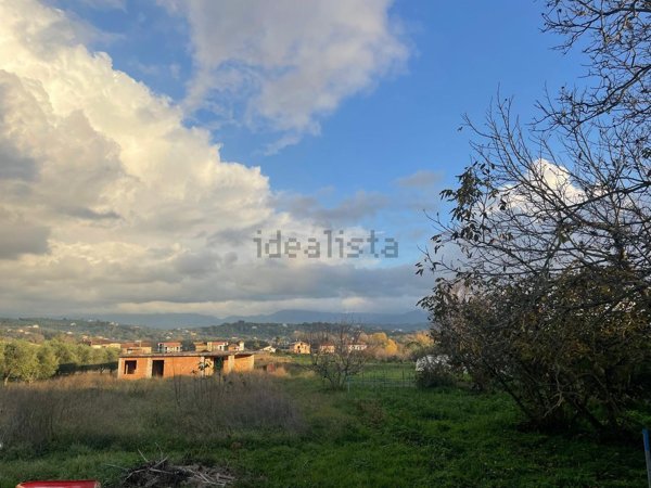 casa indipendente in vendita a Casal Velino
