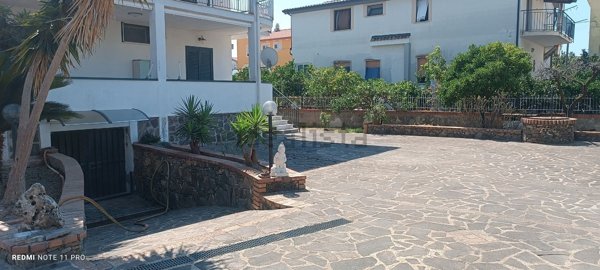 casa indipendente in vendita a Casal Velino