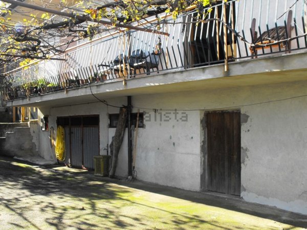 casa indipendente in vendita a Casal Velino