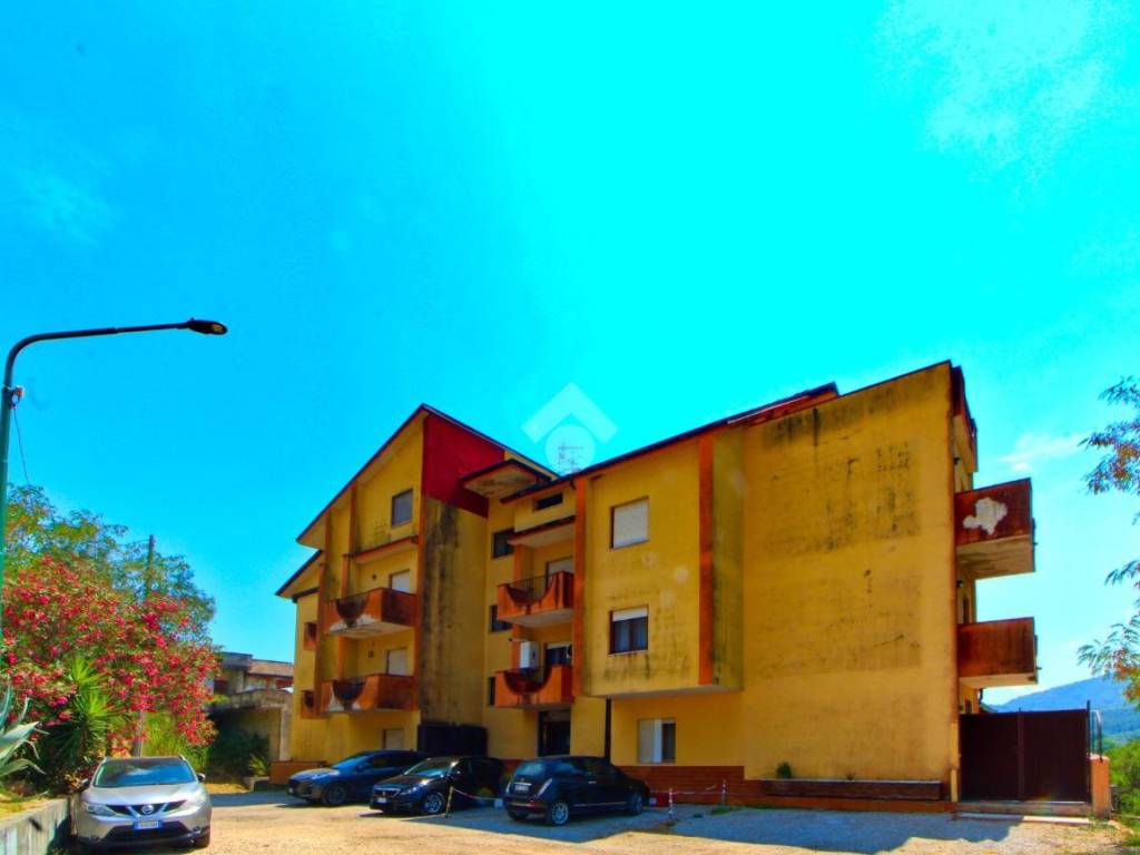 appartamento in vendita a Casal Velino in zona Verduzio