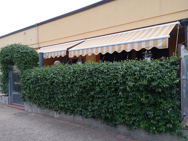 casa indipendente in vendita a Casal Velino