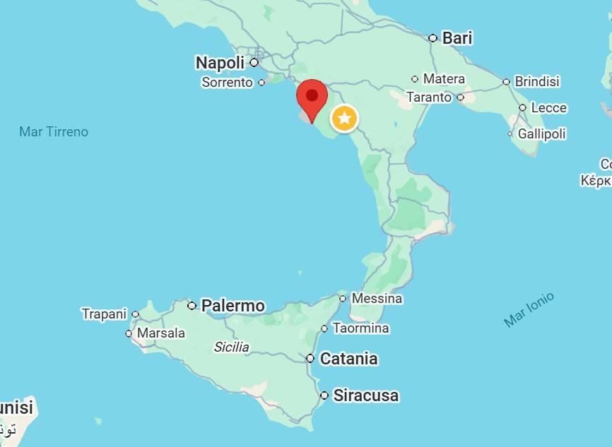 negozio in vendita a Casal Velino in zona Marina di Casal Velino