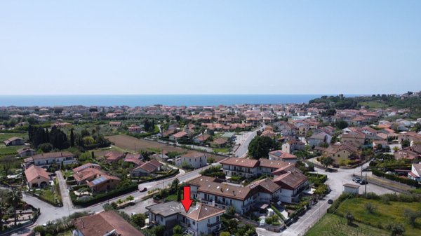 casa indipendente in vendita a Casal Velino