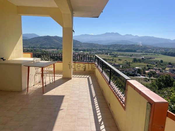 casa indipendente in vendita a Casal Velino in zona Verduzio