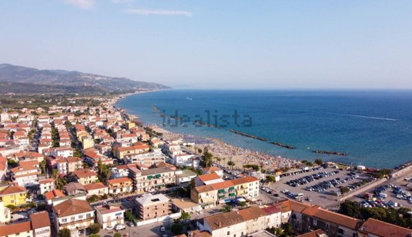 appartamento in vendita a Casal Velino in zona Verduzio