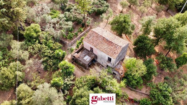 terreno edificabile in vendita a Casal Velino in zona Verduzio