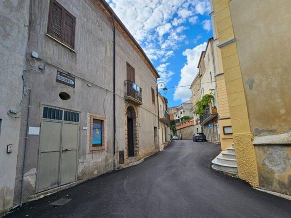 casa indipendente in vendita a Casal Velino in zona Acquavella