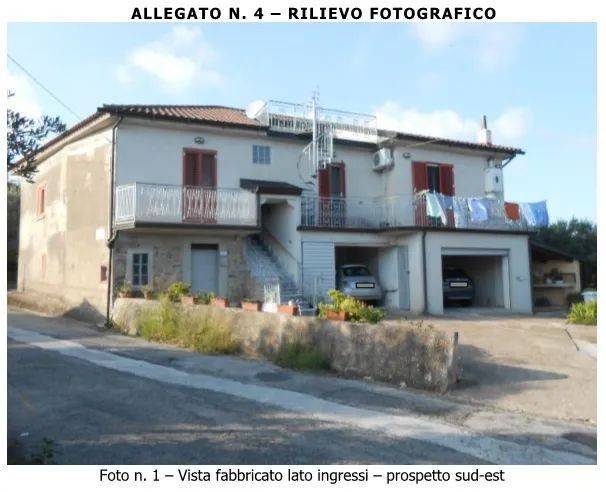appartamento in vendita a Casal Velino in zona Verduzio