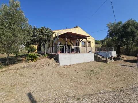 casa indipendente in vendita a Casal Velino