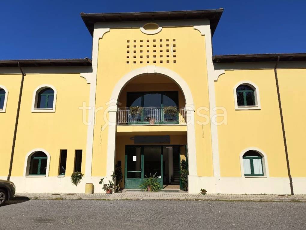 casale in vendita a Caselle in Pittari