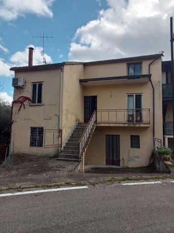 casa semindipendente in vendita a Castelcivita in zona Cosentini