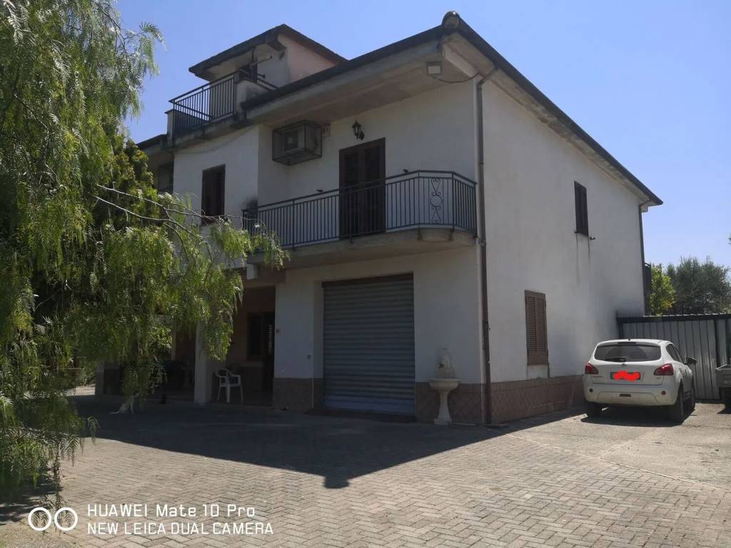 casa indipendente in vendita a Castelcivita