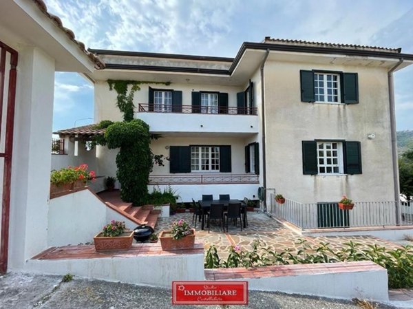casa indipendente in vendita a Castellabate in zona San Marco