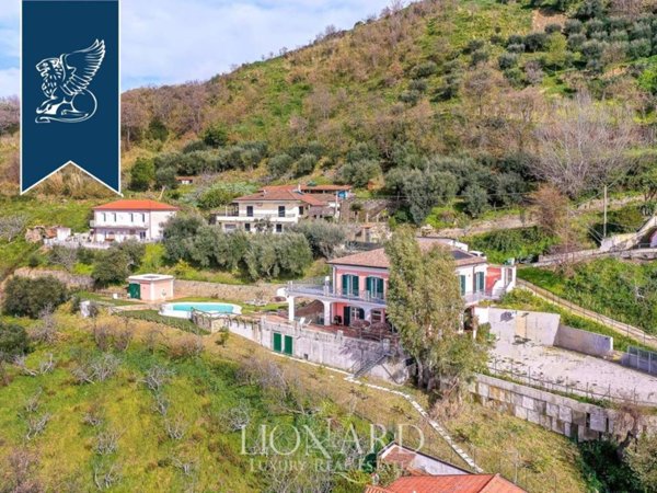 casa indipendente in vendita a Castellabate