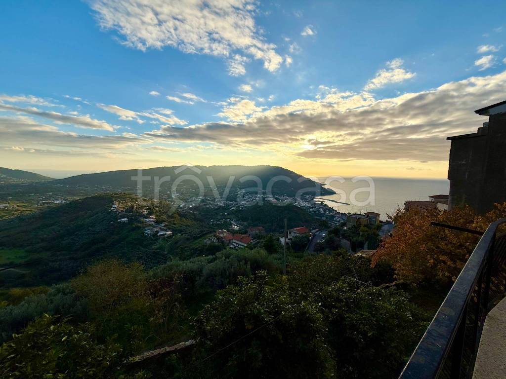 appartamento in vendita a Castellabate