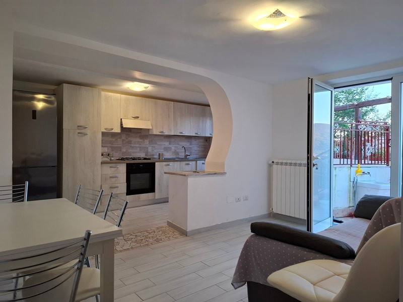 appartamento in vendita a Castellabate in zona Santa Maria