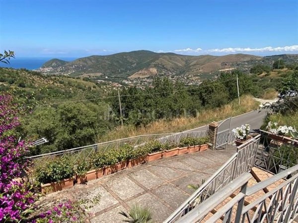 appartamento in vendita a Castellabate