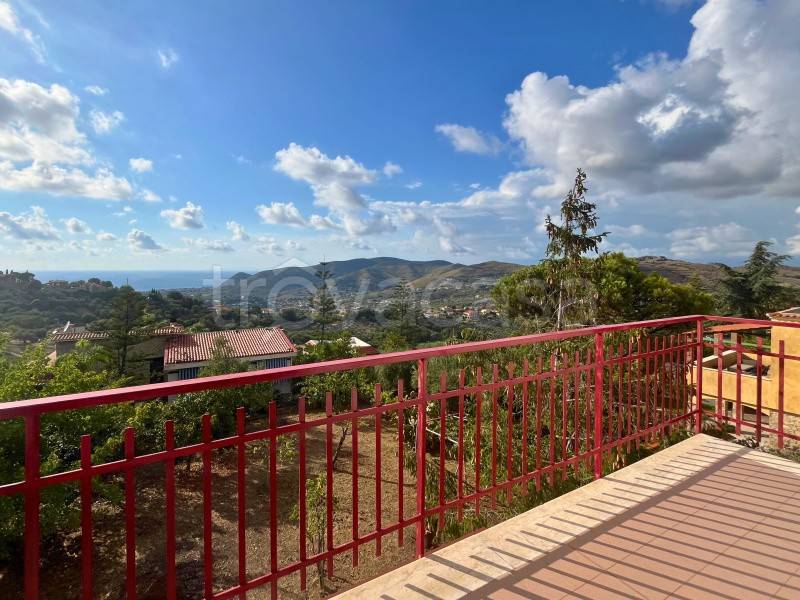 appartamento in vendita a Castellabate in zona Santa Maria
