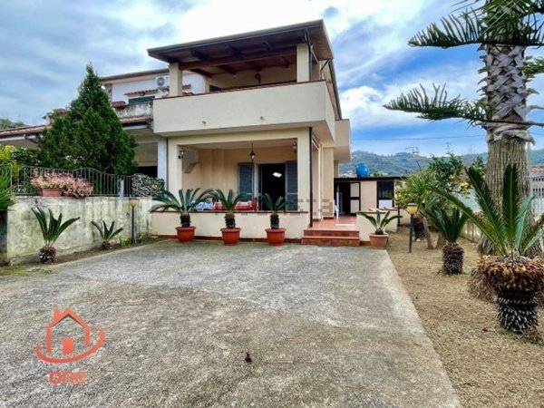appartamento in vendita a Castellabate in zona Santa Maria
