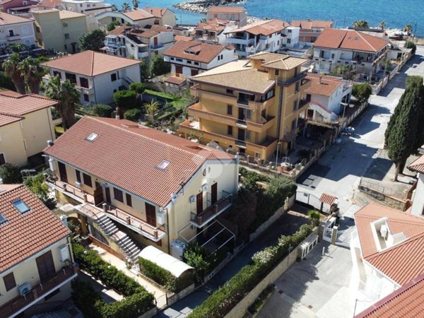appartamento in vendita a Castellabate in zona Santa Maria
