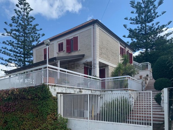 casa indipendente in vendita a Castellabate